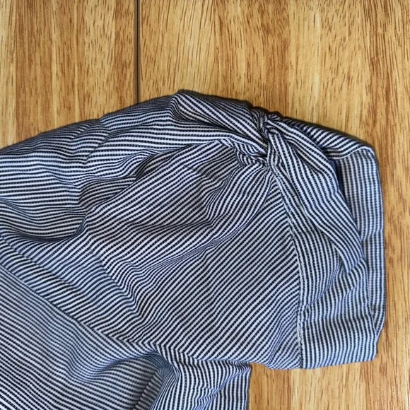 EUC Anthropologie Current Air That's A Wrap pinstrip jumpsuit SMALL‎ puff sleeve - Picture 7 of 11